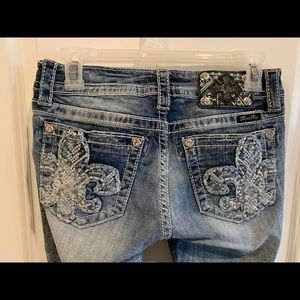Miss Me Pants Signature Boot Size 27